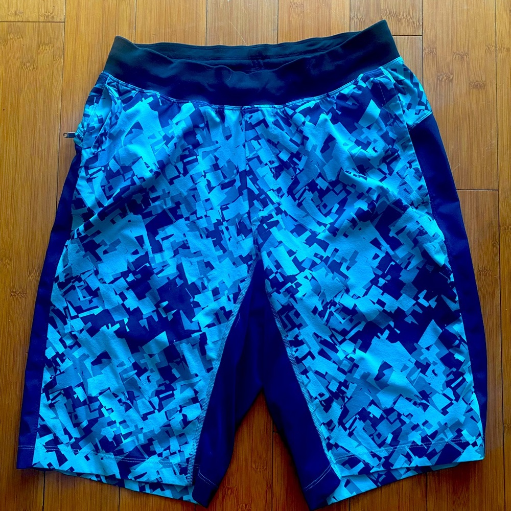 Lululemon Mens THE Short 11” linerless shorts